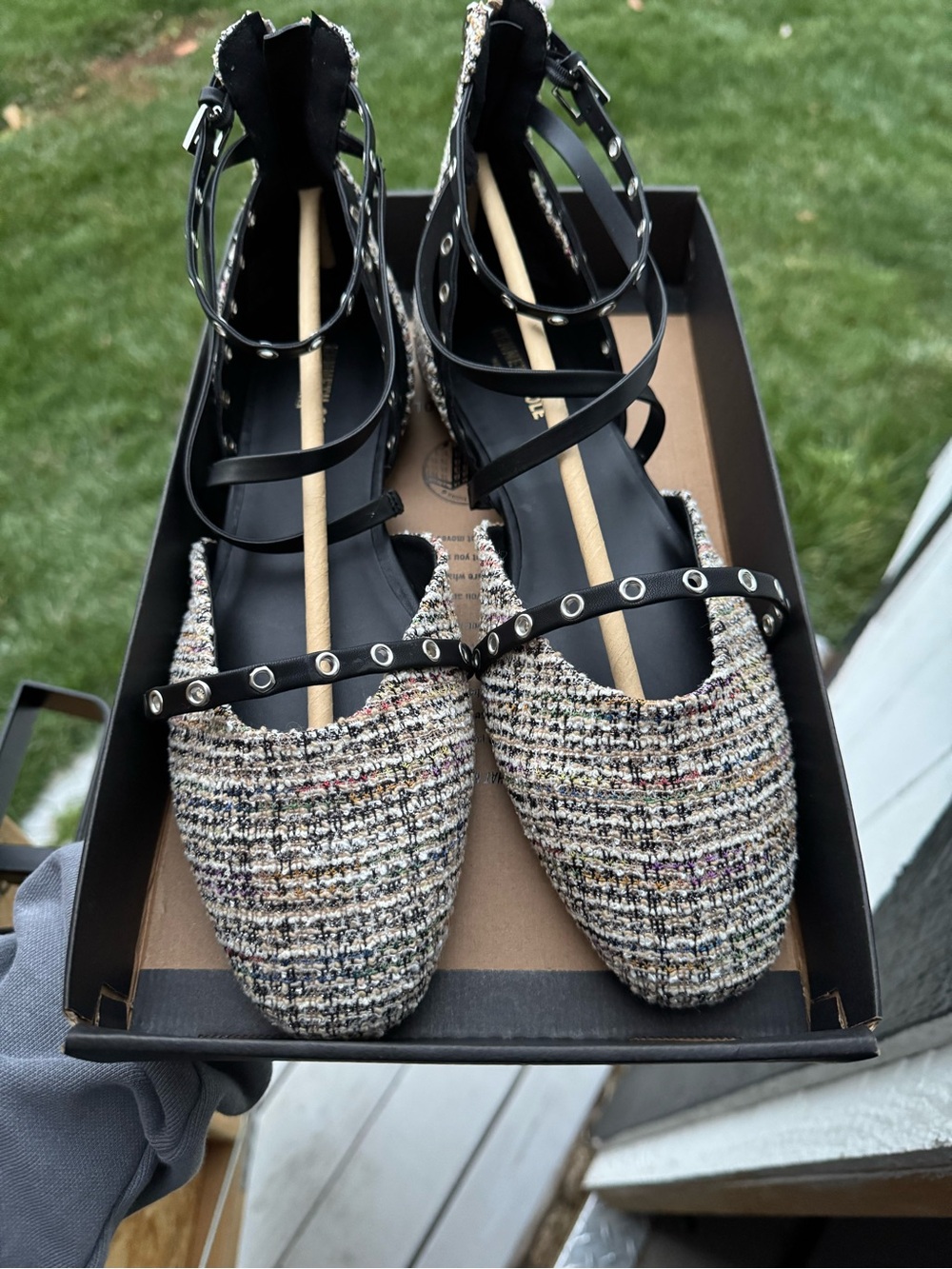 Women’s shoes